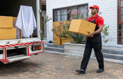 portrait-of-movers-oading-boxes-crop1.jpg
